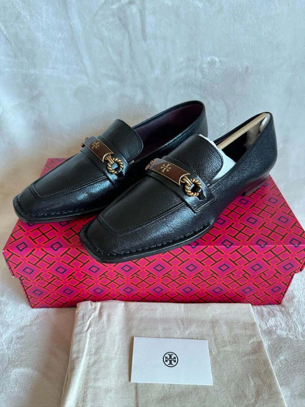 NIB Tory Burch Perrine Loafer Shoes Square Toe Logo Leather In Black Size 7